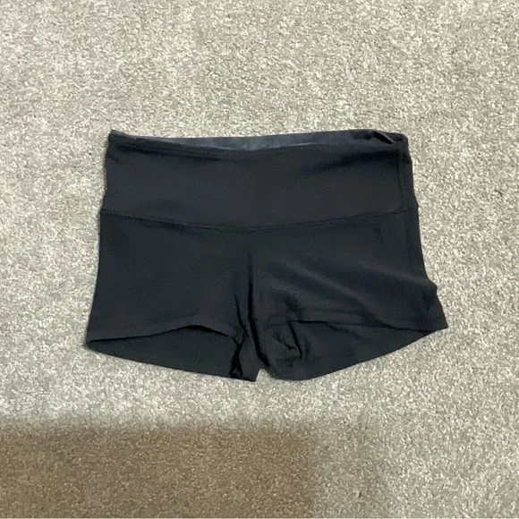 Lululemon Boogie Short *DenimSize 4 - Picture 2 of 7